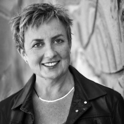 Д-р Сара К. Медник