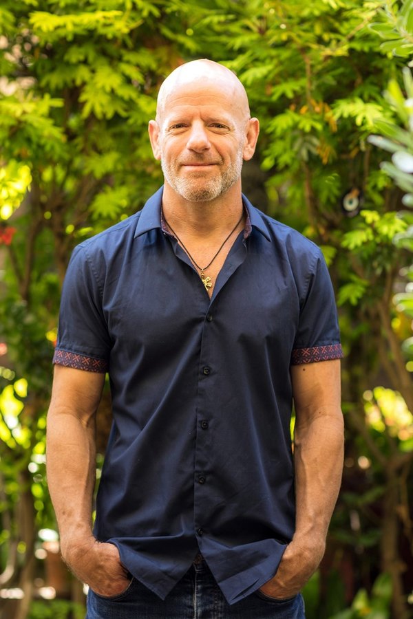 ГАЛ САСОН с покана за среща на 16 декември: Започва преходът от мрака към светлината