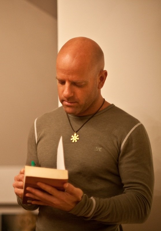 Bulgaria book signing.jpg Гал Сасон отново в България 5 - 12 декември