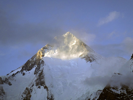 Атанас Скатов представя книгата си „Гашербрум“